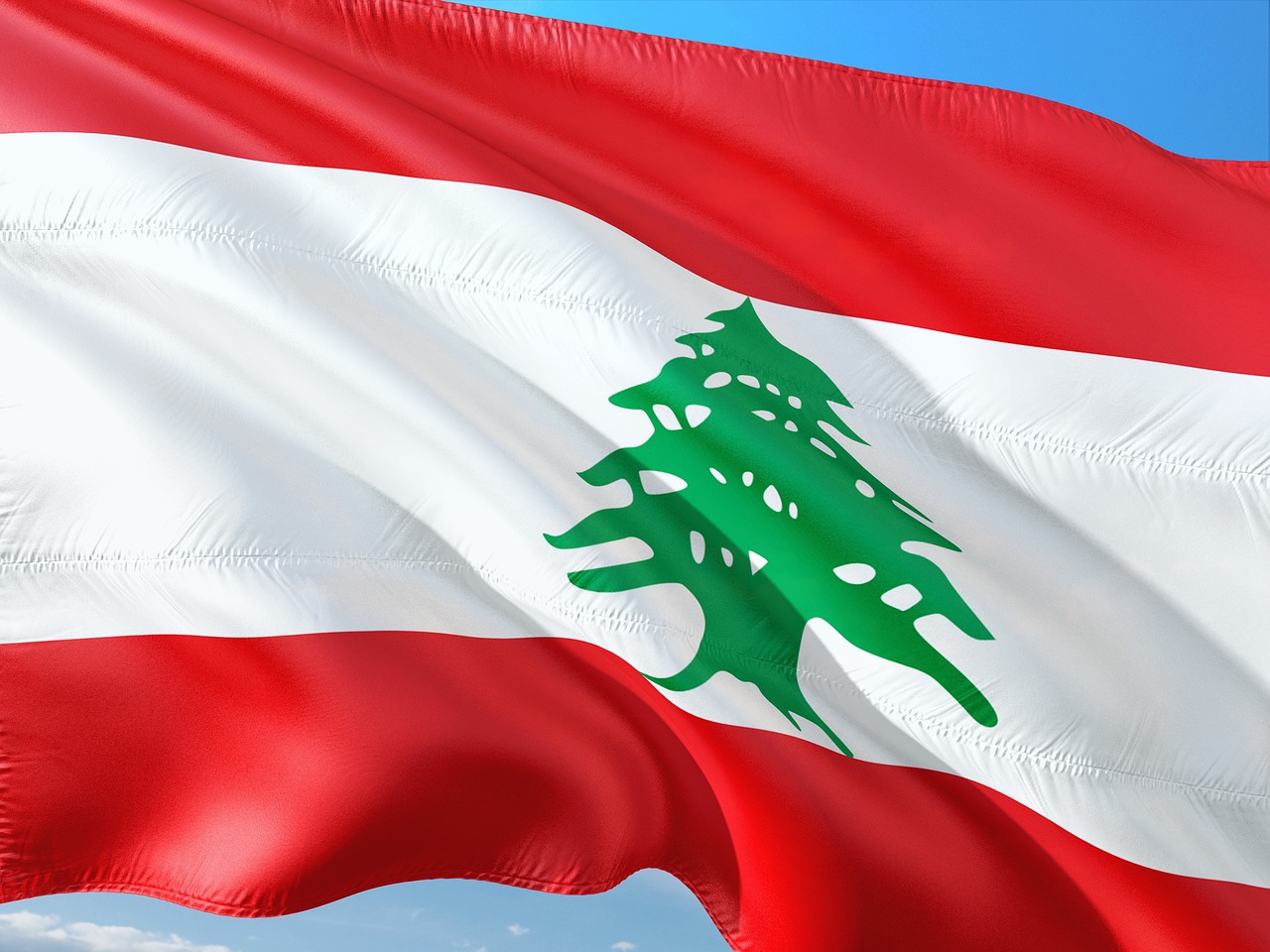 Pubblichiamo 2 articoli sulla situazione attuale del Libano